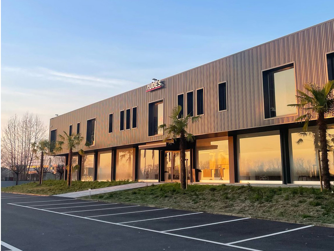 Headquarter Limena